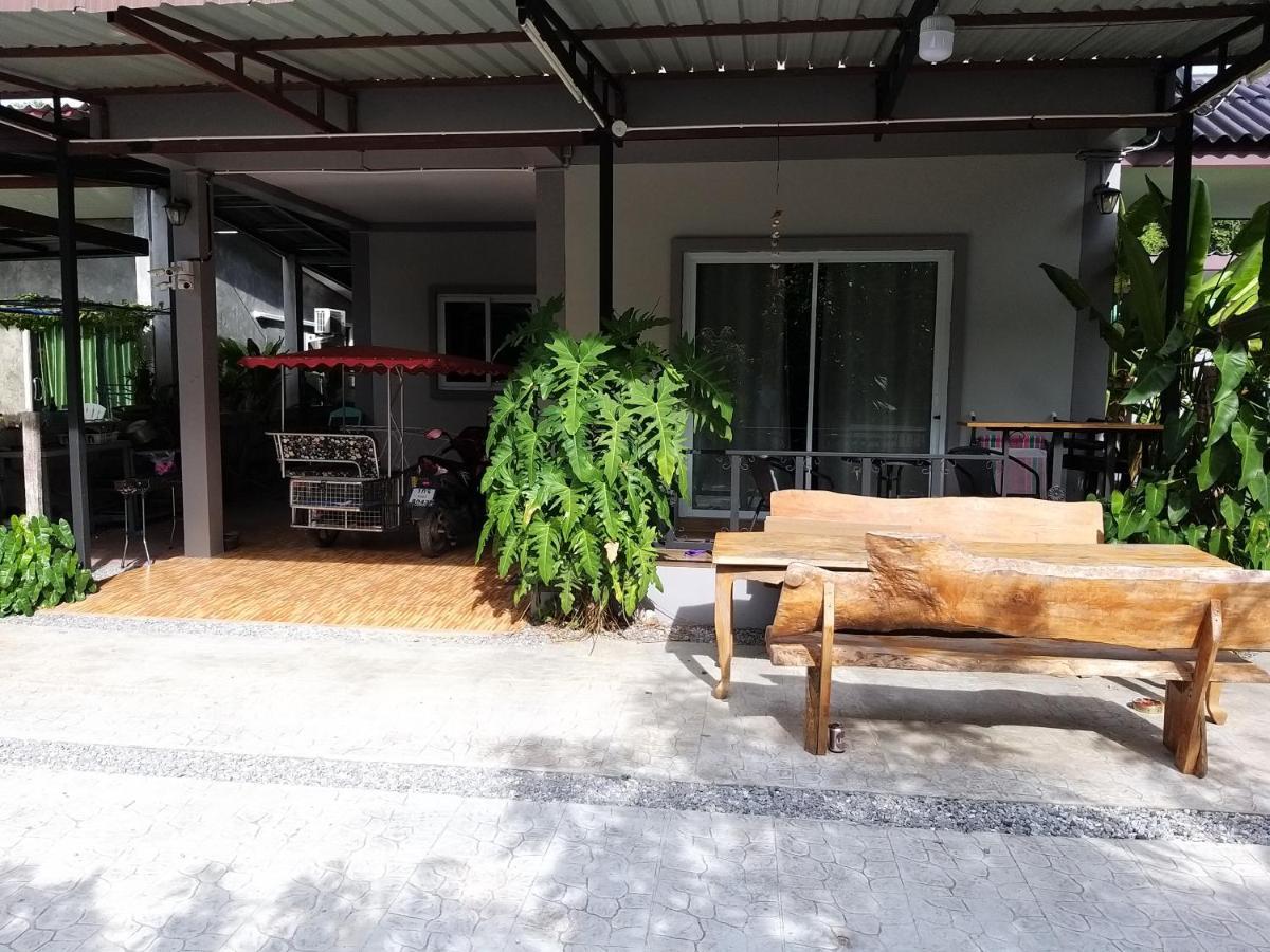 บ้านทะเลอิ่มเอม Bann Talay Im Eimm Ban Phe Εξωτερικό φωτογραφία